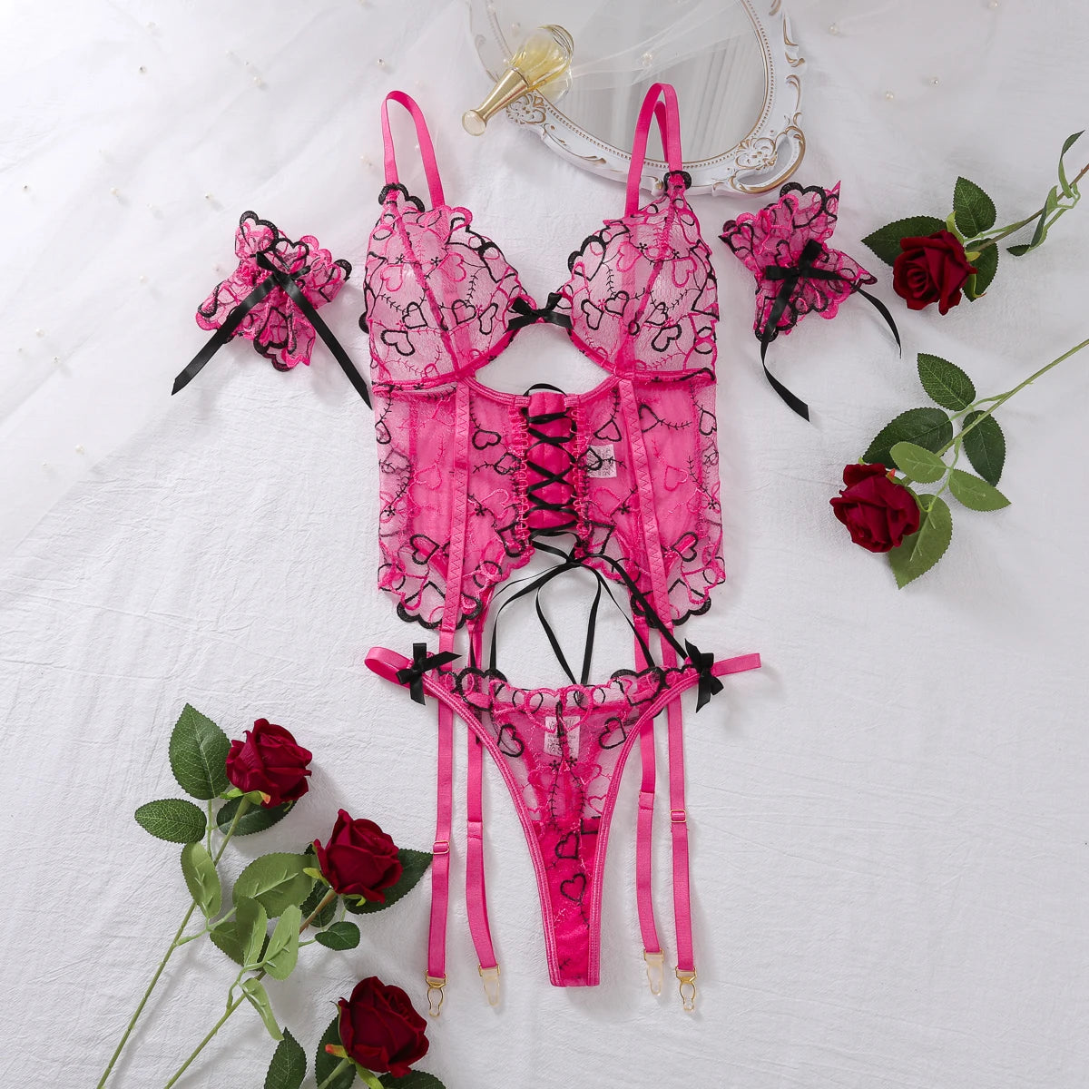 Sexy Women's Lingerie Set Lace See-Through Sexy Heart Shape Embroidery Underwear and Thong Porn 3 Pieces Suit