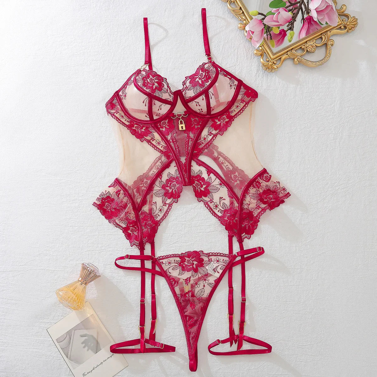 Sexy Lingerie Ultra Hot Lace Sexy Only fans Kit Transparent Ensemble Lingerie Femmes Fancy G-String  Underwear